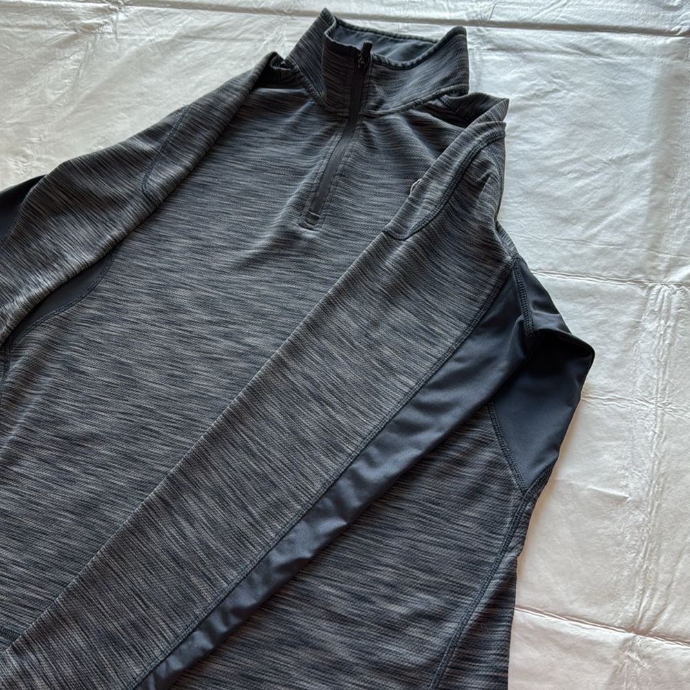 Gray Quarter-Zip Pullover - image 3